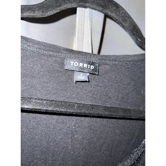 Torrid Top Size 1 - Picture 2 of 3